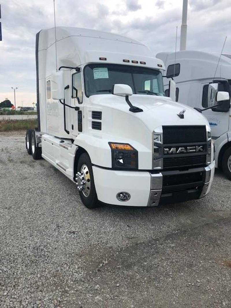 2024 mack Sleeper Trucks (MP8 Engines) For Sale