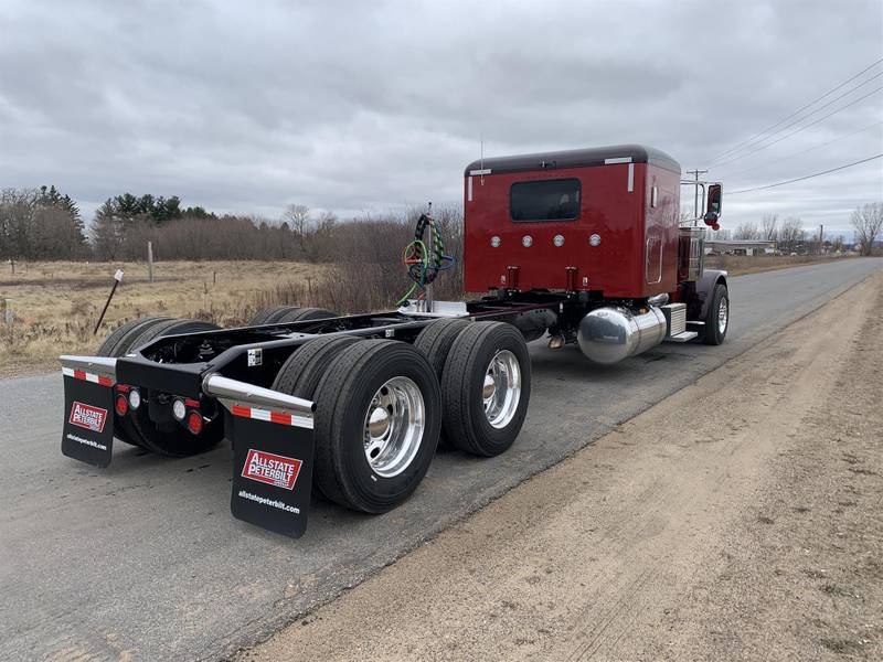 2025 Peterbilt 389 For Sale 72" Sleeper 53A680036