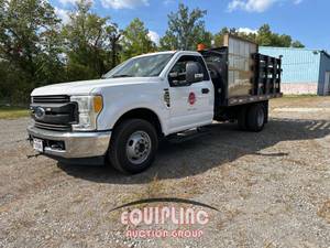 2017 Ford F350 - Stake Bed