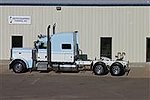 2022 Peterbilt 389