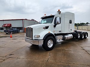 2020 Peterbilt 567