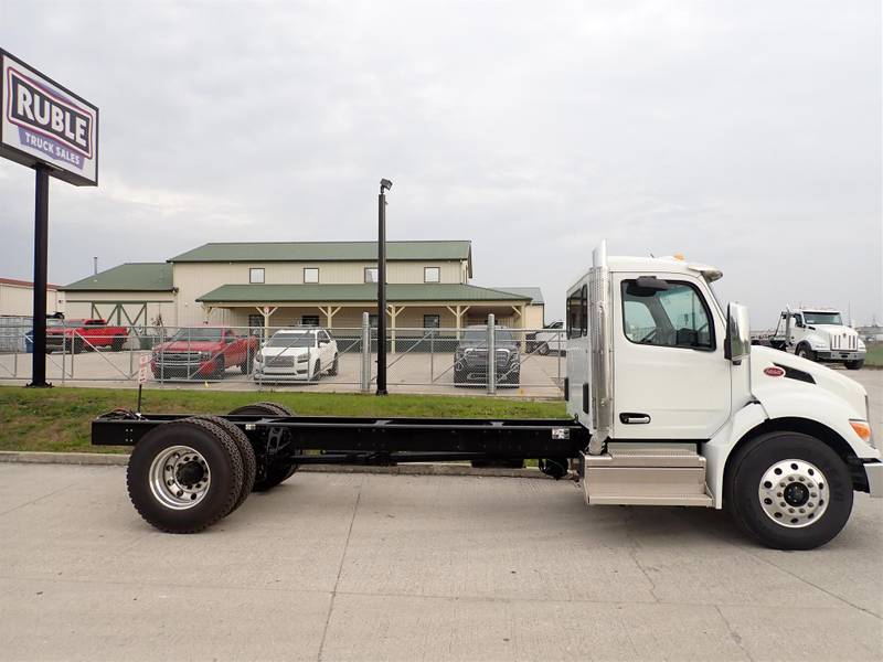 2024 Peterbilt 537 (For Sale) Hook Lift RM603421