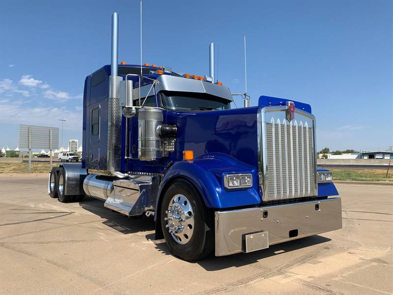 2021 Kenworth W900L (For Sale) | 72