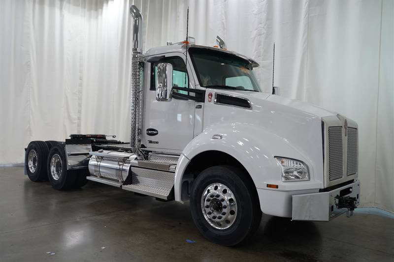 2024 Kenworth T880 (For Sale) | Day Cab | #0553572