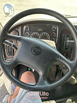 2015 Freightliner M2