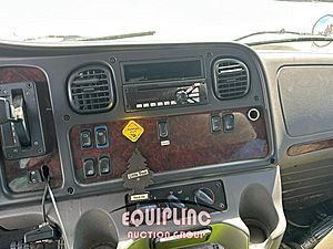 2015 Freightliner M2