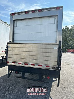 2015 Freightliner M2
