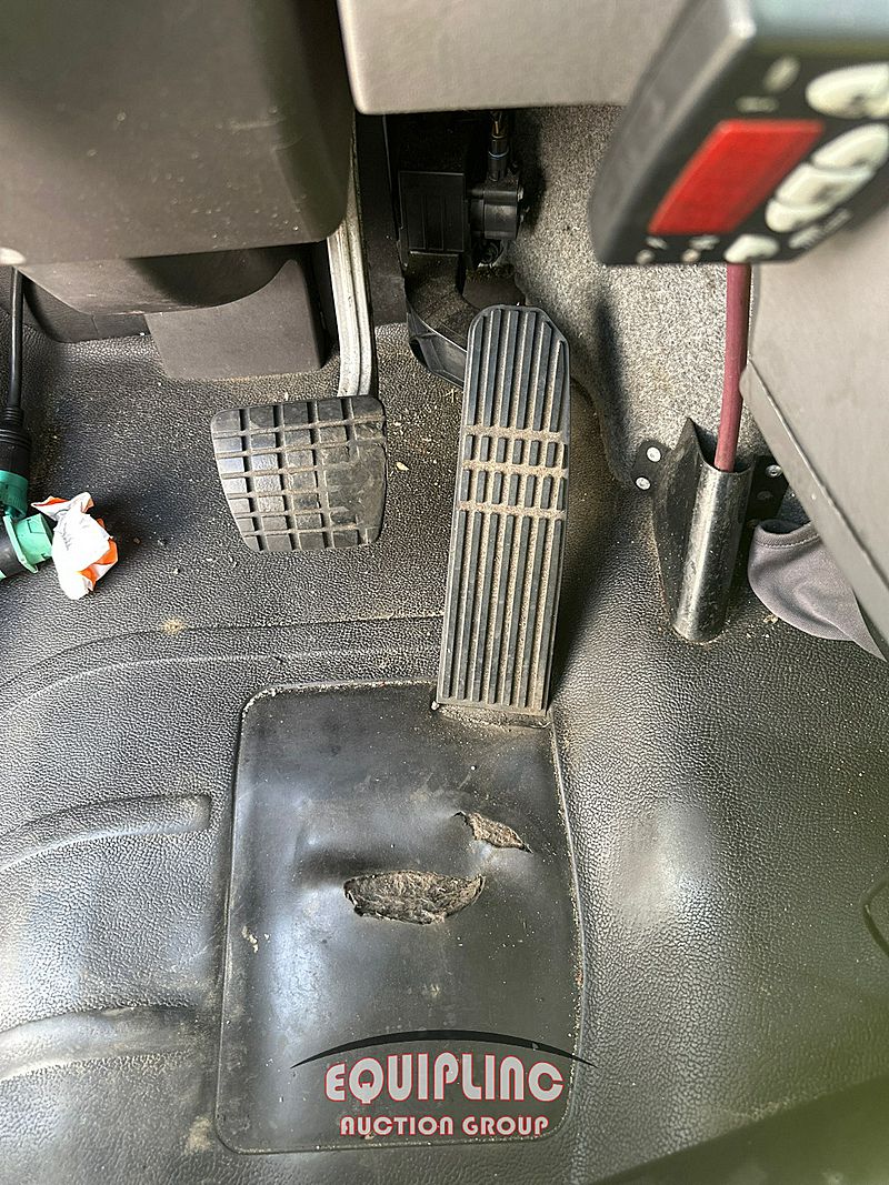 2015 Freightliner M2