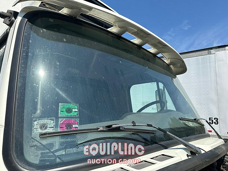 2015 Freightliner M2