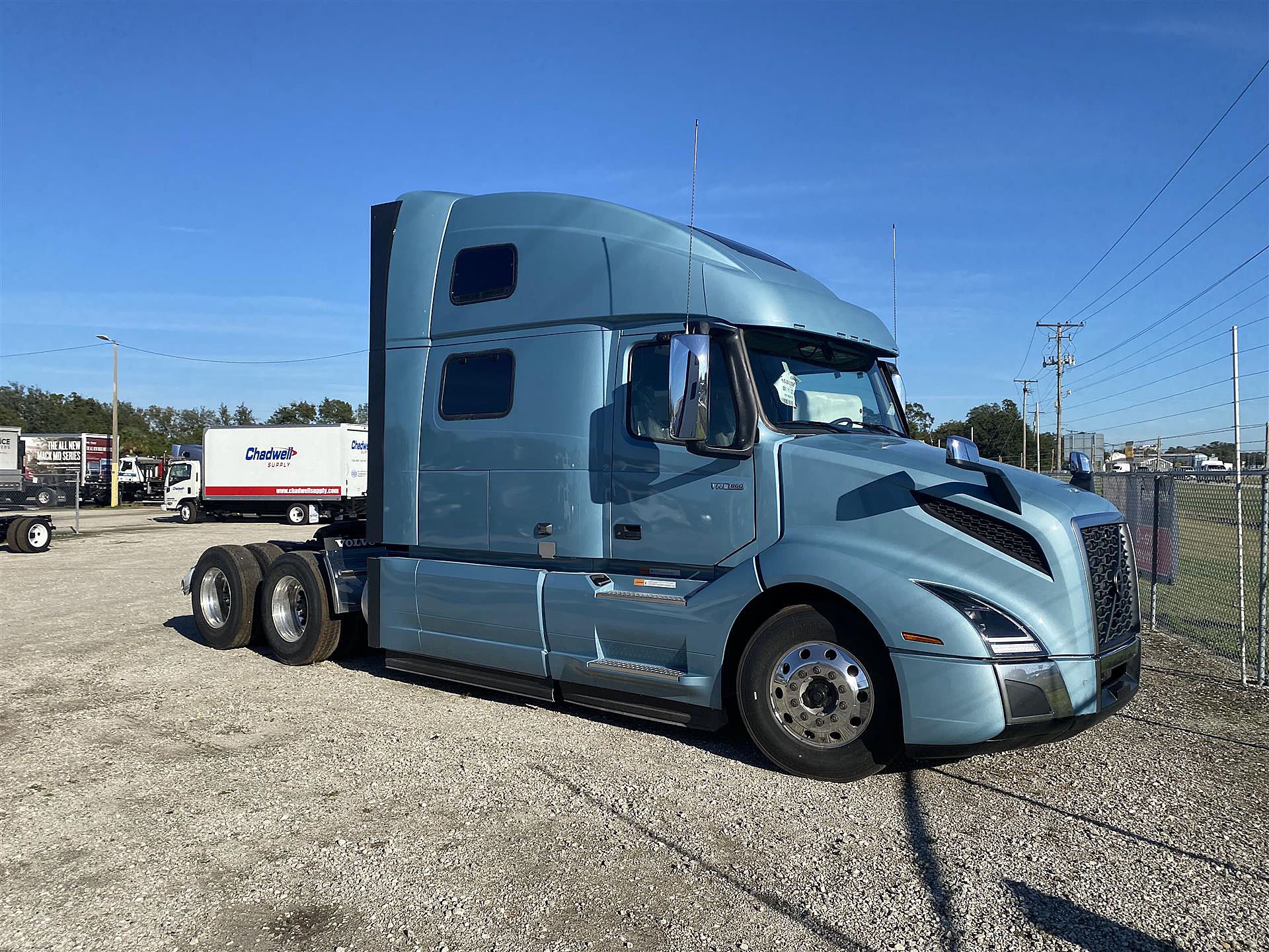 2024 Volvo VNL 860 (For Sale) 77" Sleeper 03VN634381
