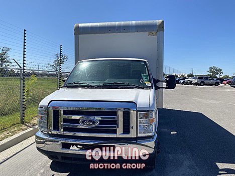2016 Ford E350