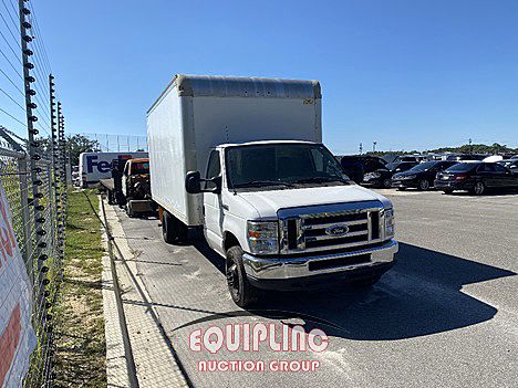 2016 Ford E350