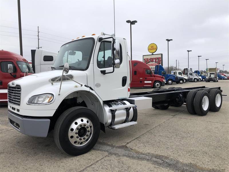 2016 Freightliner M2 (For Sale) | Cab & Chassis | #23016