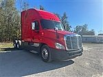 2018 Freightliner Cascadia 125 - Sleeper Truck