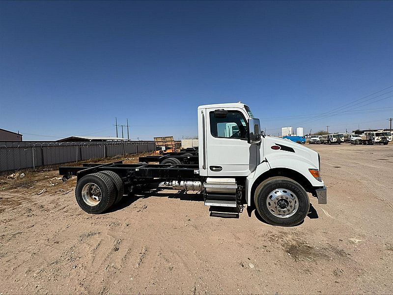 2025 Peterbilt 536
