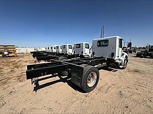2025 Peterbilt 536