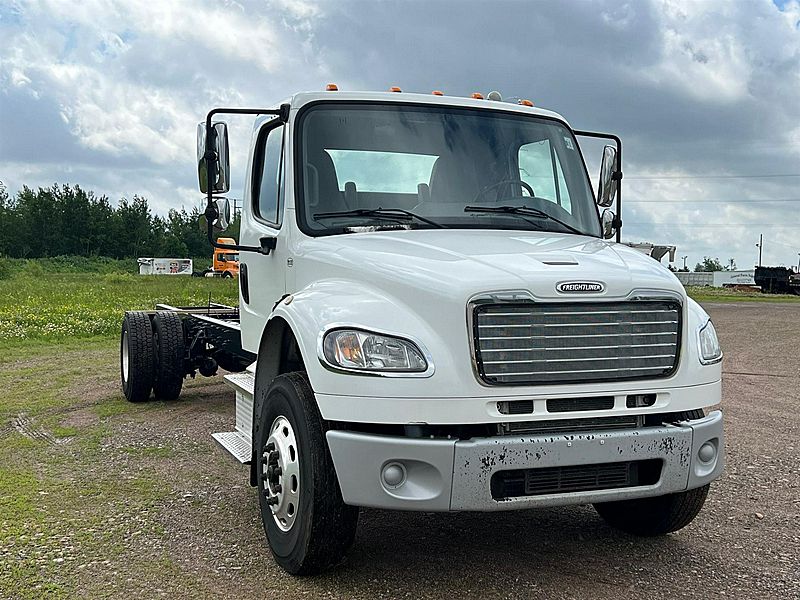 2019 Freightliner M2