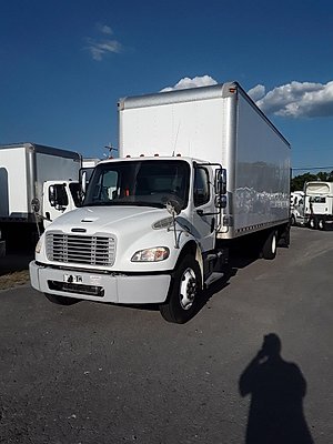 2016 Freightliner M2 106 - Box Van