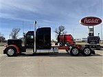 2022 Peterbilt 389 - Sleeper Truck