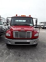 2018 Freightliner M2 106 - Box Van