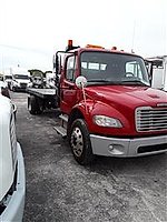 2018 Freightliner M2 106 - Box Van