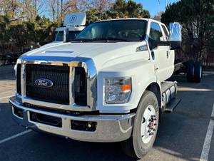 2024 Ford F650 - Cab & Chassis