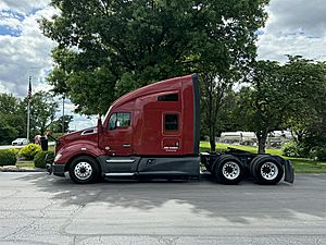 2019 Kenworth T680 - Sleeper Truck