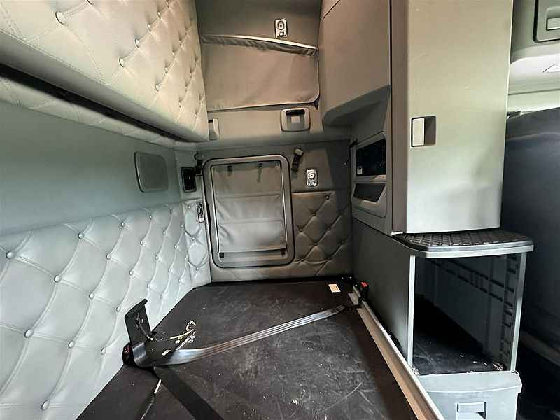 2019 Kenworth T680