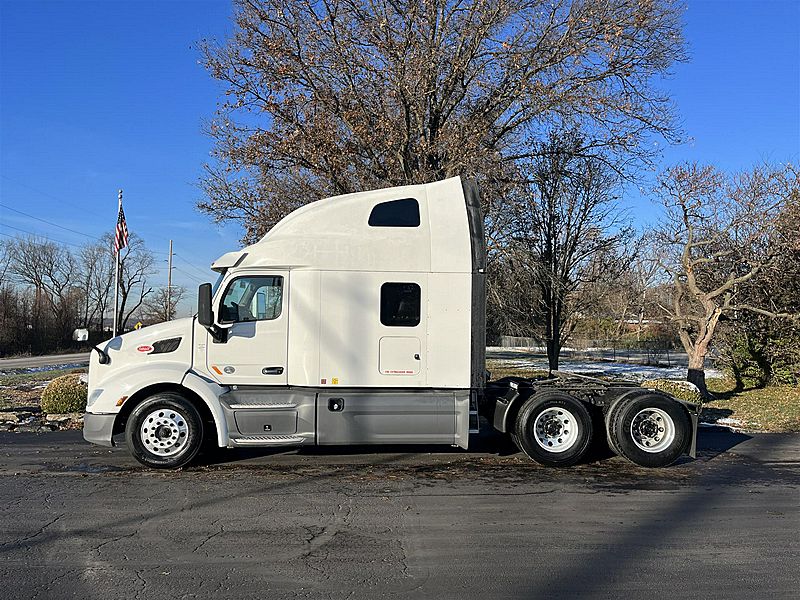 2020 Peterbilt 579 (For Sale) 80" Sleeper 688812