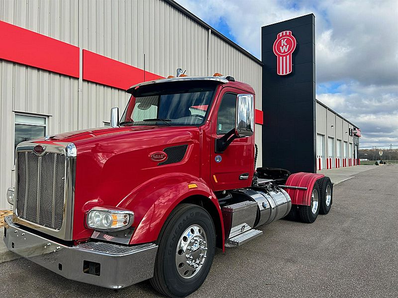 2017 Peterbilt 567 (For Sale) Day Cab 5650W