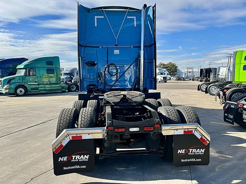 2024 Volvo VNL (For Sale) Sleeper Truck 23VN656309