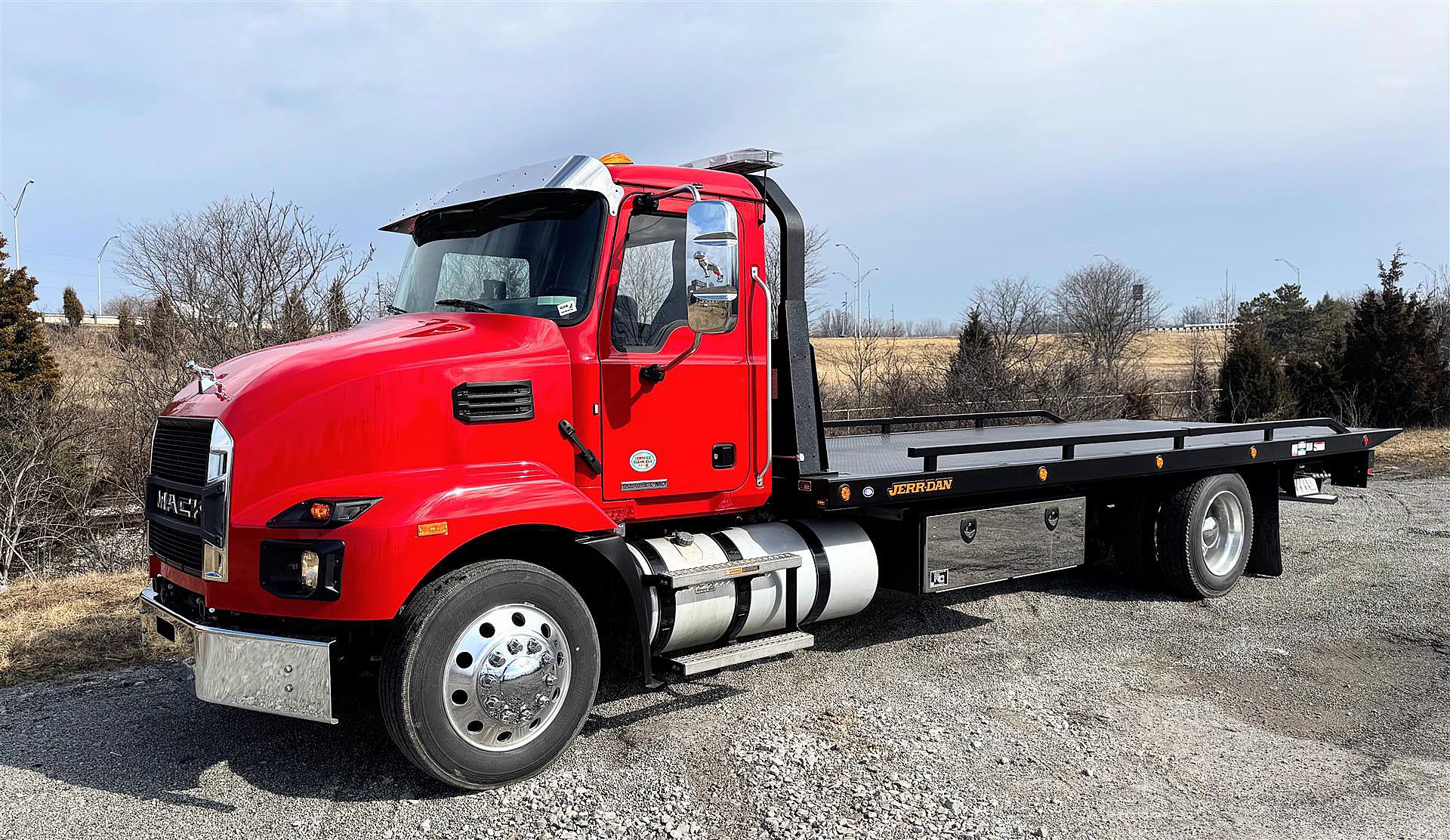 2024 Mack MD6 42R For Sale | Rollback | Non CDL | #MD013500/A500B