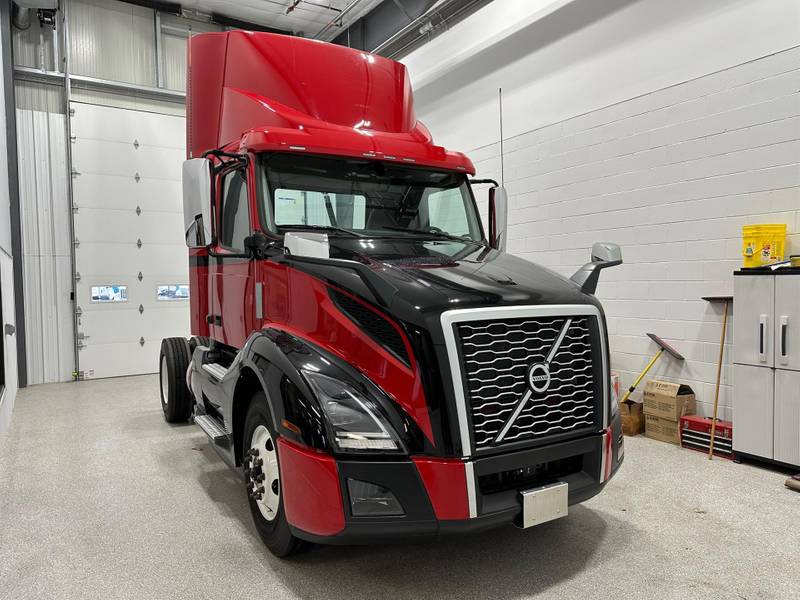 2024 Volvo VNL (For Sale) Day Cab 131330