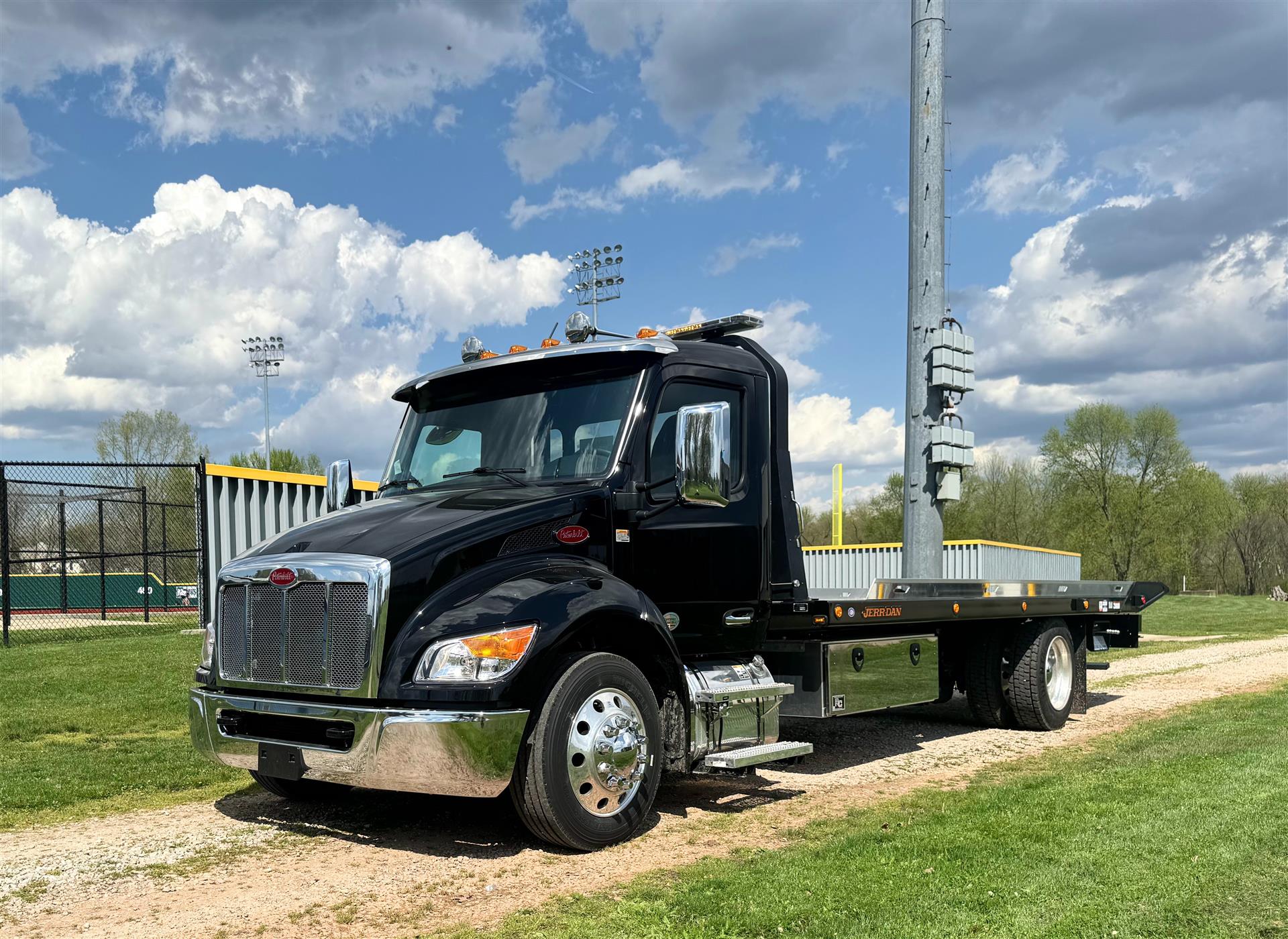 2024 Peterbilt 536 (For Sale) Rollback Non CDL A396C/A396B