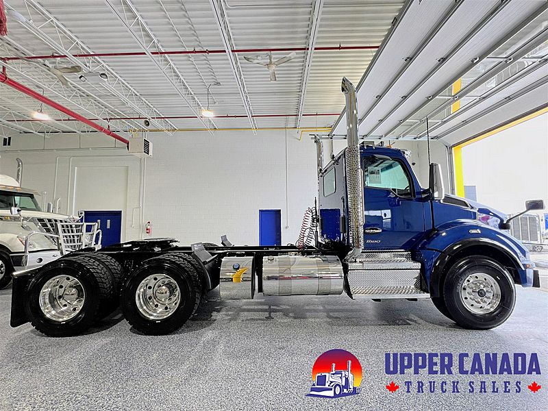 2024 Kenworth T880 DAY CAB (For Sale) Day Cab 1244753