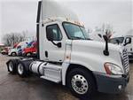2012 Freightliner Cascadia 125 - Day Cab