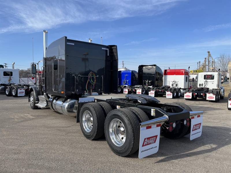 2024 Peterbilt 589 (For Sale) 80" Sleeper 30A689777