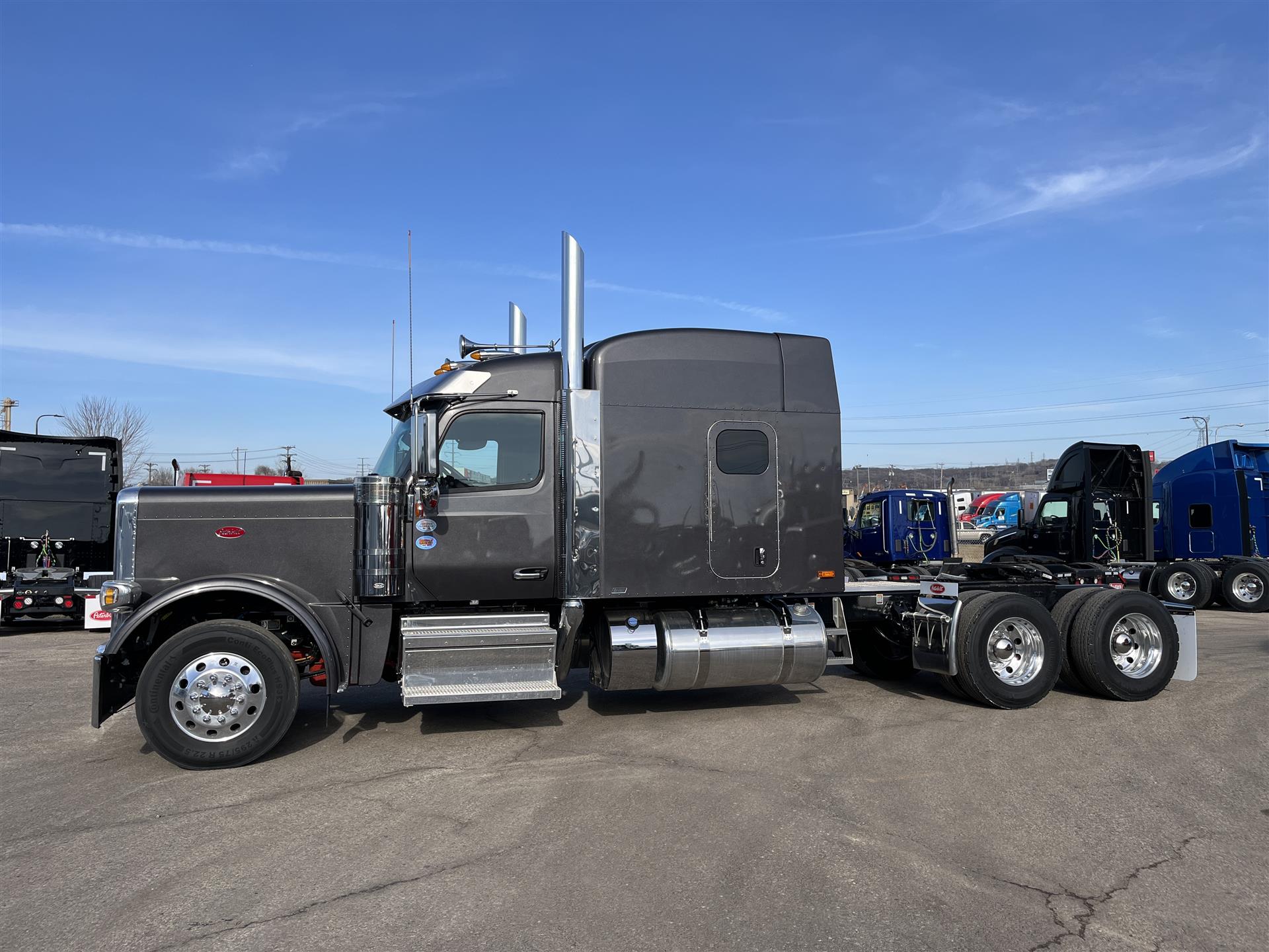 2024 Peterbilt 589 For Sale 80" Sleeper 30A689777