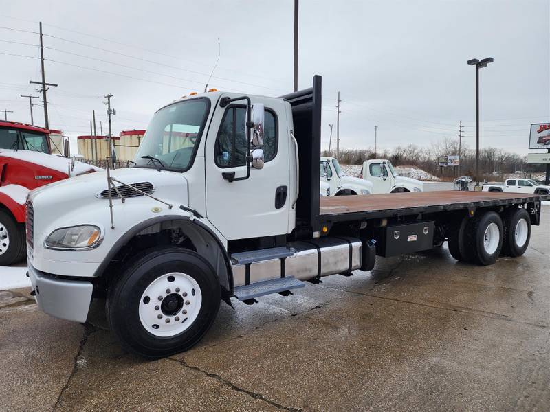 2014 Freightliner M2 (For Sale) | Flatbed | #23076