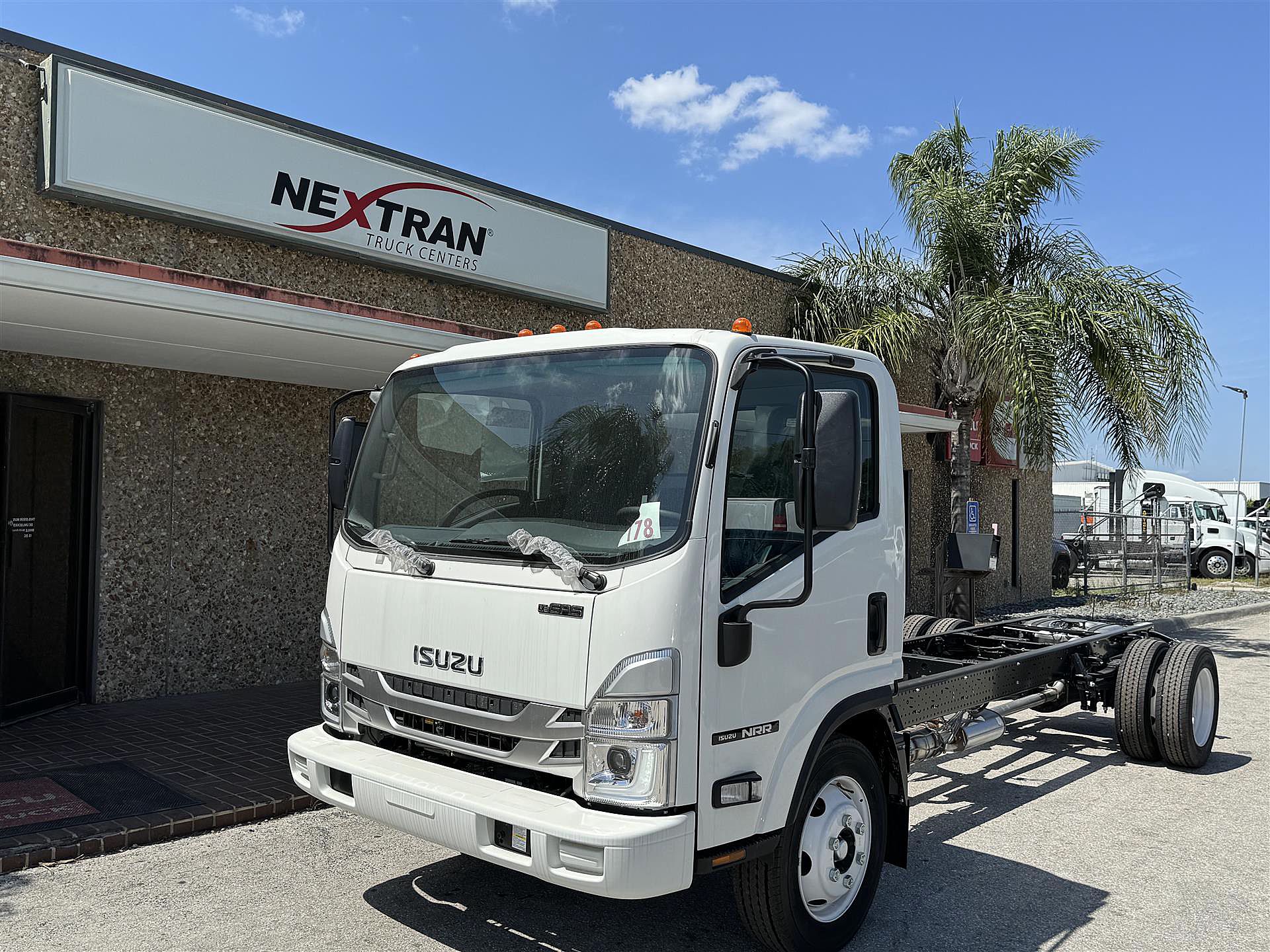 2024 Isuzu NPR-1F404 For Sale | Box Truck | #20NP213251