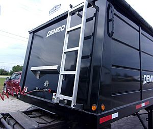 2024 DEMCO 34' STEEL HOPPE - Trailer