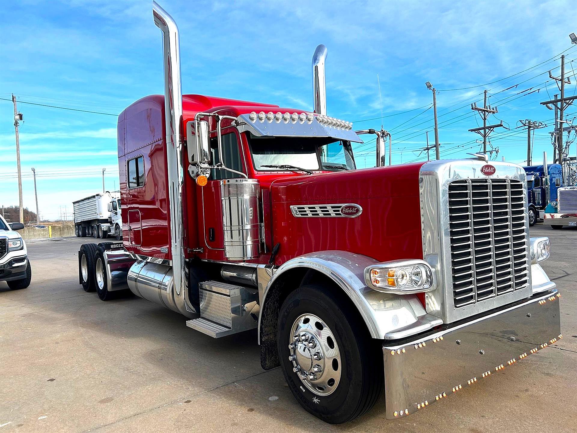 2022 Peterbilt 389 Price