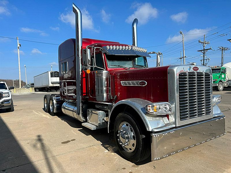 2022 Peterbilt 389 Price