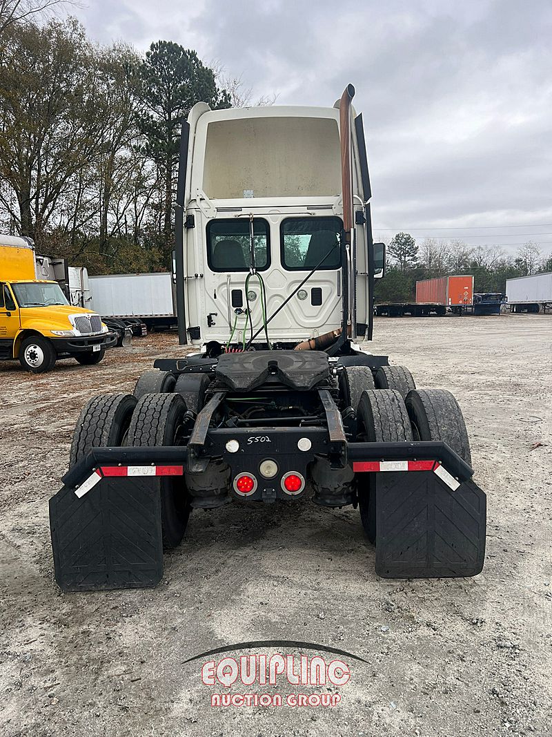 2014 Freightliner Cascadia