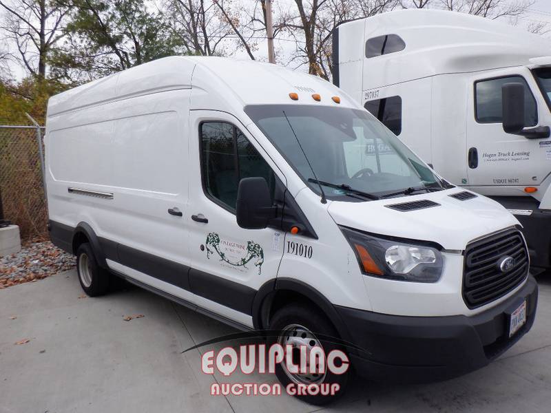 Ford 2024 transit e350