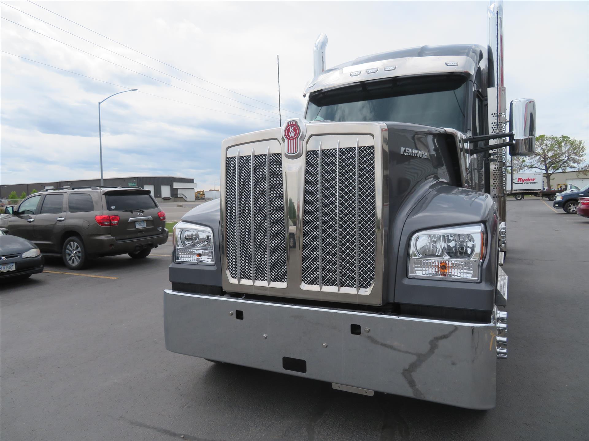 2025 Kenworth W990 For Sale | 76