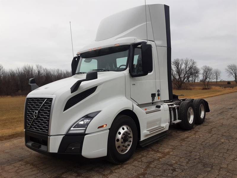 2024 Volvo VNL (For Sale) Day Cab 68037