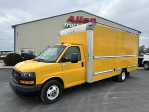 2018 GMC 3500 - Box Truck