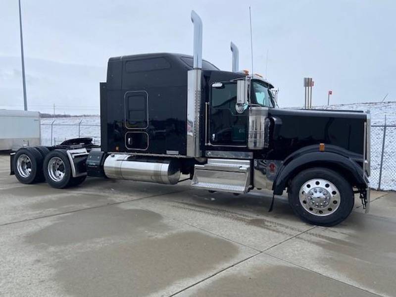 2020 Kenworth W900L (For Sale) | 86