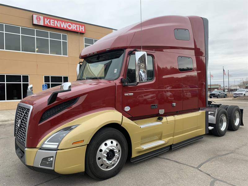 2023 Volvo VNL 760 (For Sale), 70 Sleeper